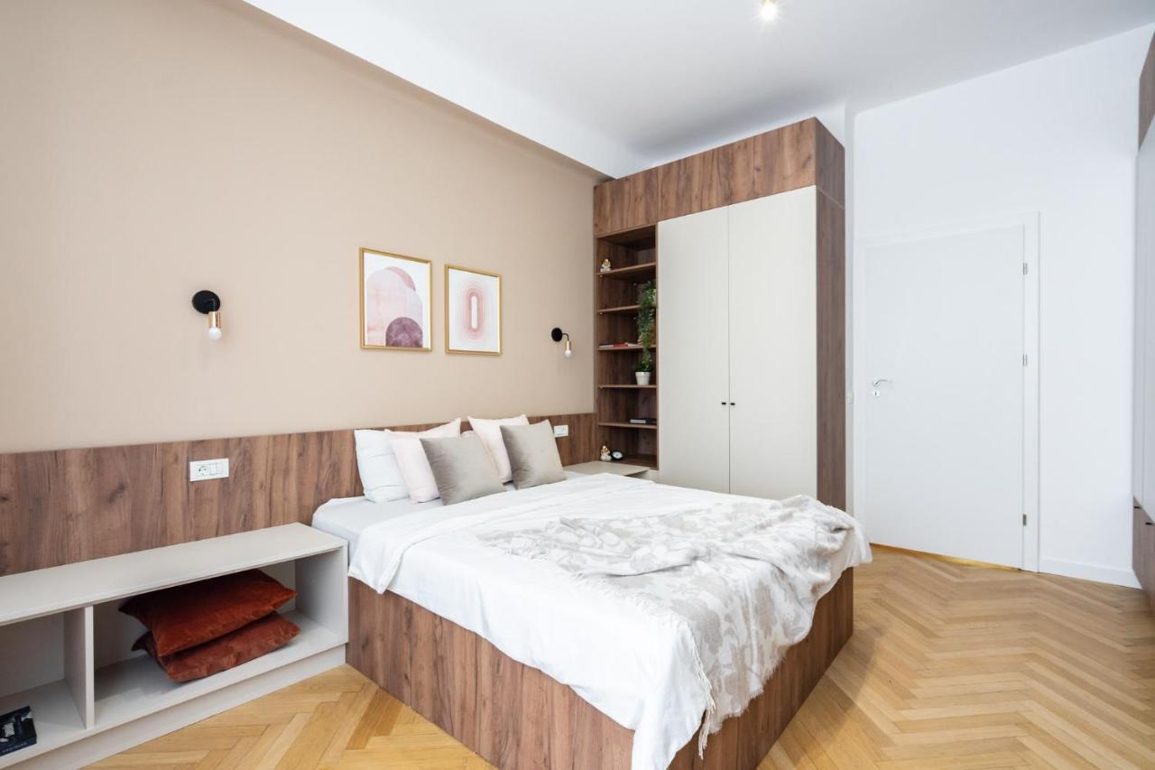 Old Town Bucharest, Luxury 2 Bedrooms Apartment Esterno foto